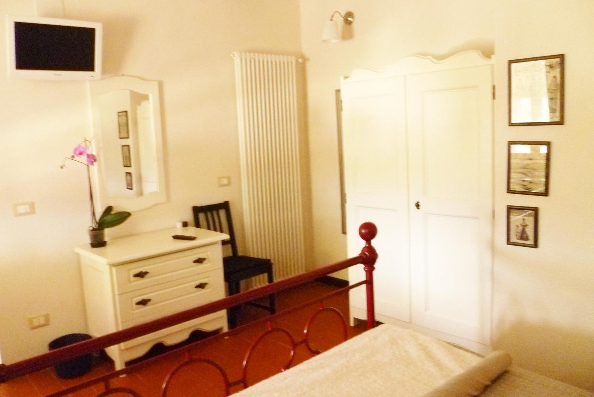 B&B Colle Di Terria Country House Contigliano Eksteriør bilde