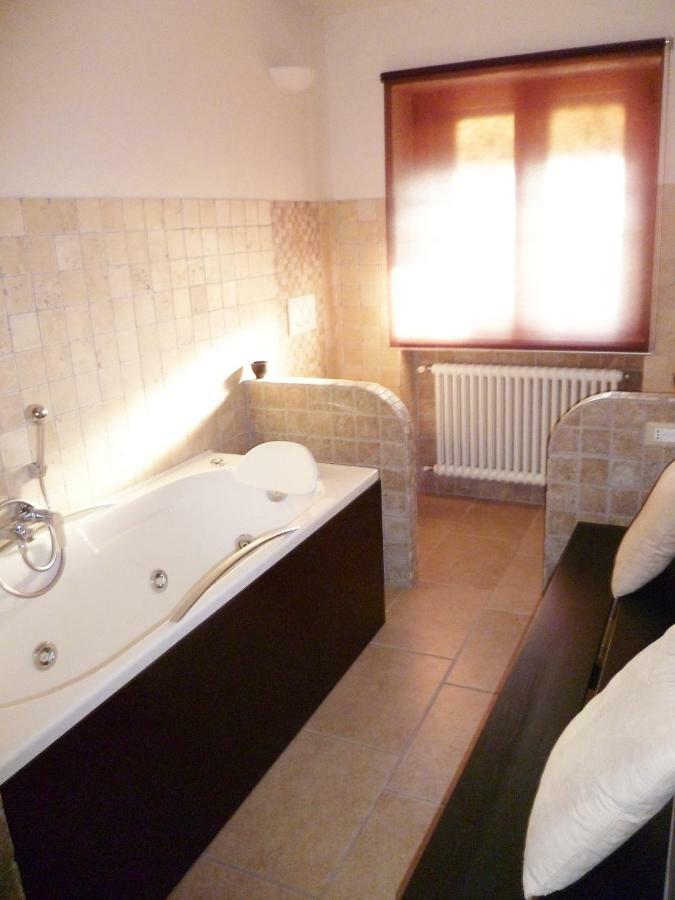 B&B Colle Di Terria Country House Contigliano Eksteriør bilde